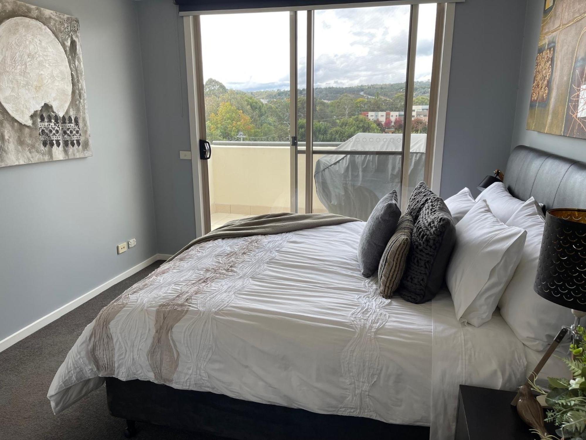 Qbn Cracker: 2Br, 2Ba, 2 Secure B/ Ment Car Parks Apartamento Queanbeyan Exterior foto