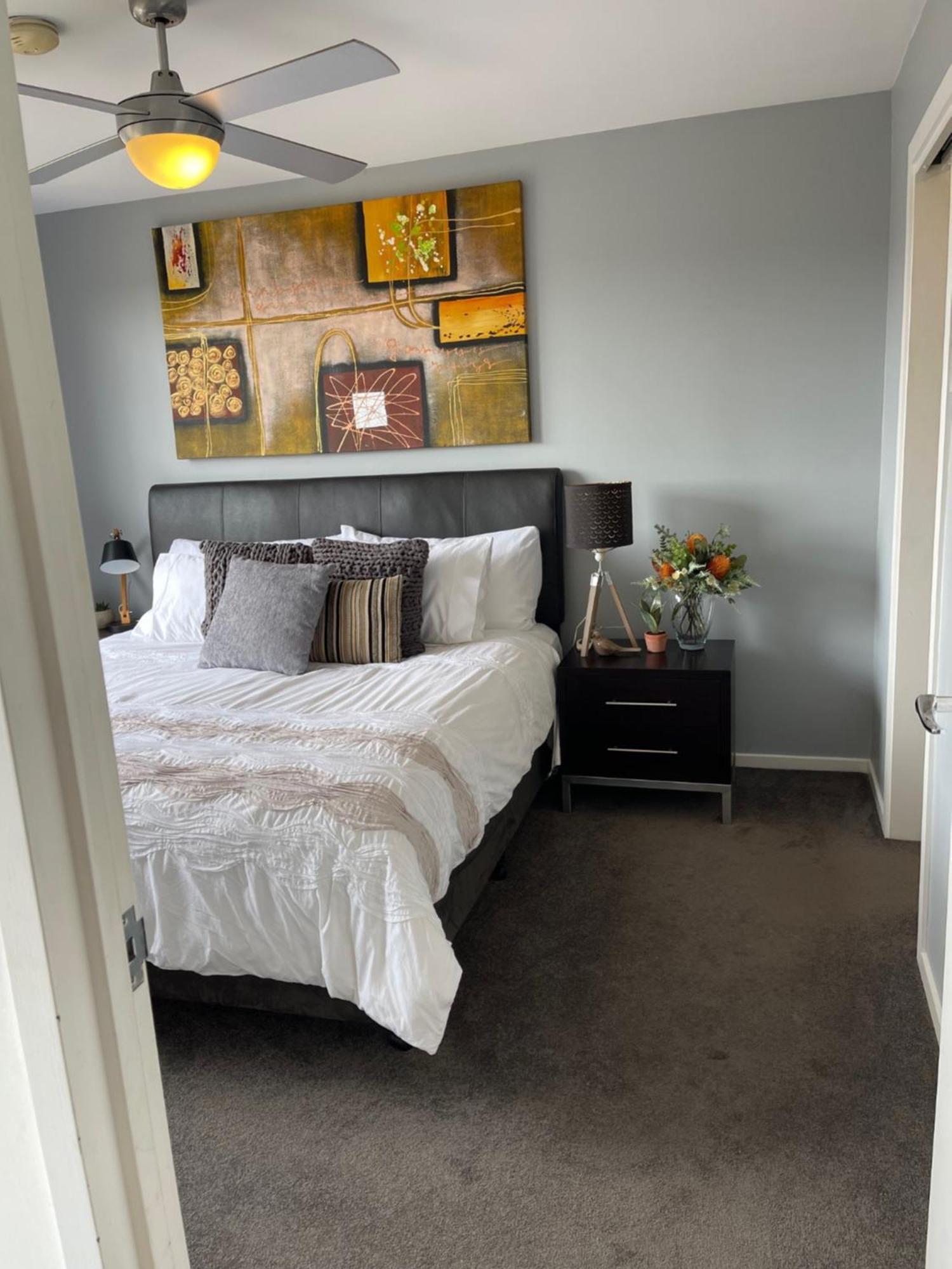 Qbn Cracker: 2Br, 2Ba, 2 Secure B/ Ment Car Parks Apartamento Queanbeyan Exterior foto